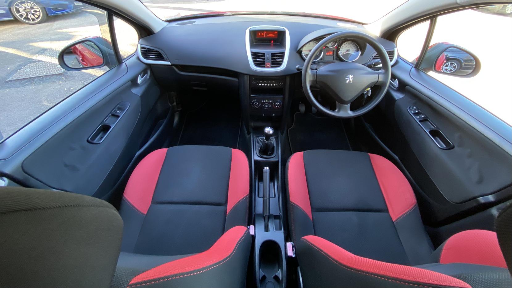 Peugeot 207 1.4 Verve Hatchback 5dr Petrol Manual Euro 5 (75 ps)