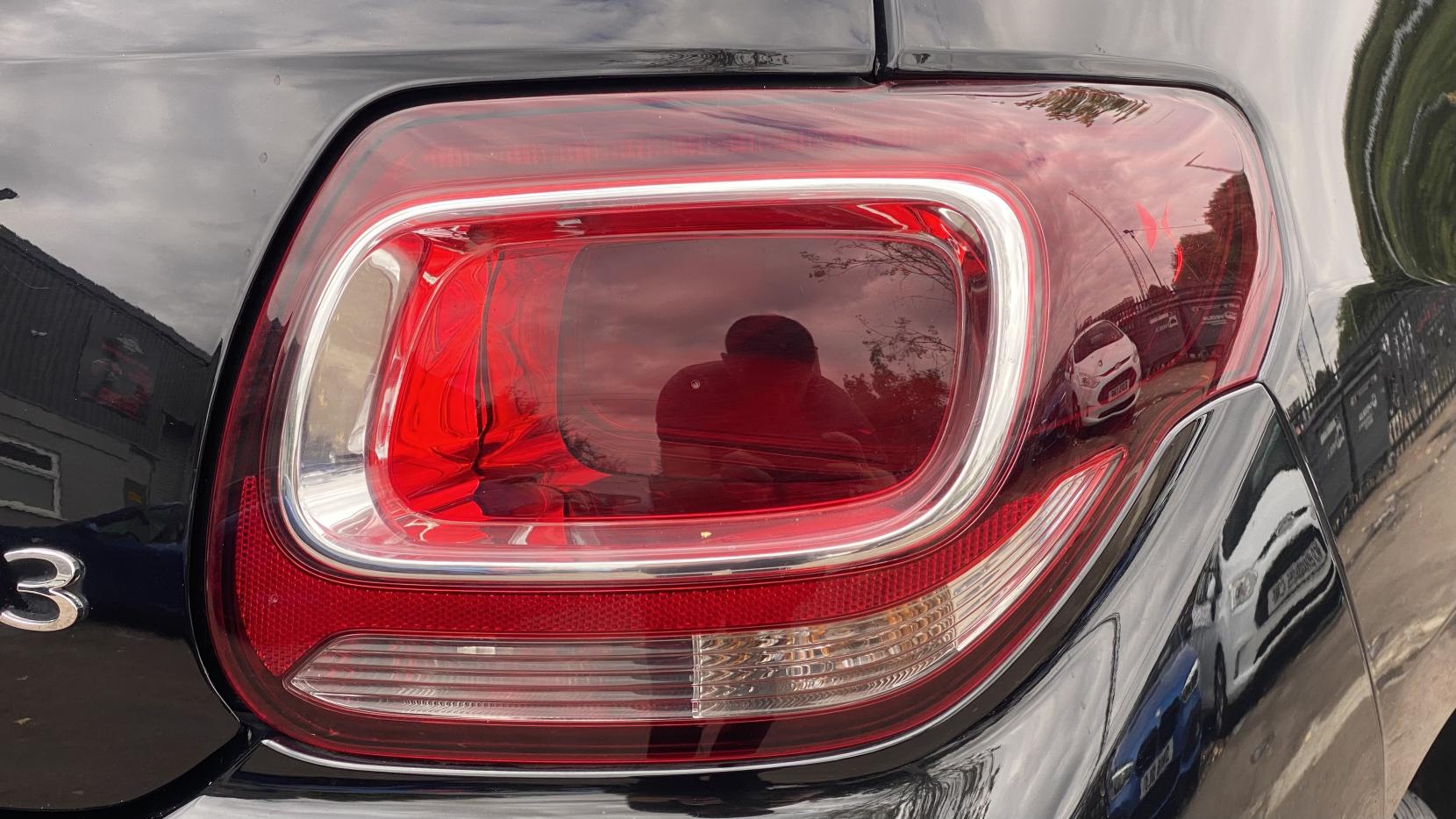 DS AUTOMOBILES DS 3 1.2 PureTech Chic Hatchback 3dr Petrol Manual Euro 6 (82 ps)
