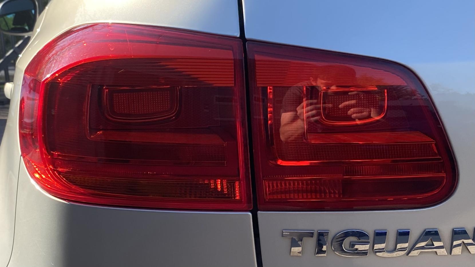 Volkswagen Tiguan 2.0 TDI BlueMotion Tech Match SUV 5dr Diesel DSG 4WD Euro 5 (s/s) (140 ps)