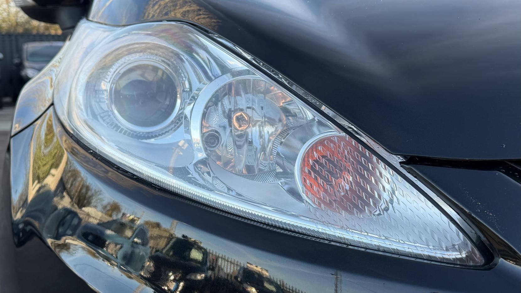 Ford Fiesta 1.4 Zetec Hatchback 5dr Petrol Automatic (154 g/km, 94 bhp)