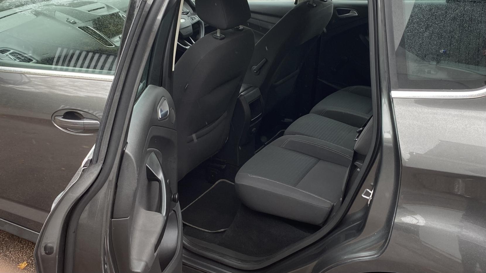 Ford C-Max 1.5 TDCi Zetec MPV 5dr Diesel Powershift Euro 6 (s/s) (120 ps)