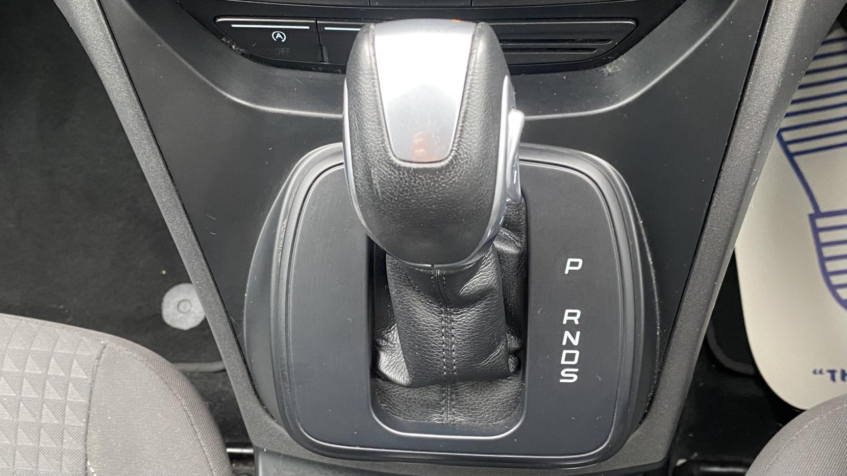 Ford C-Max 1.5 TDCi Zetec MPV 5dr Diesel Powershift Euro 6 (s/s) (120 ps)