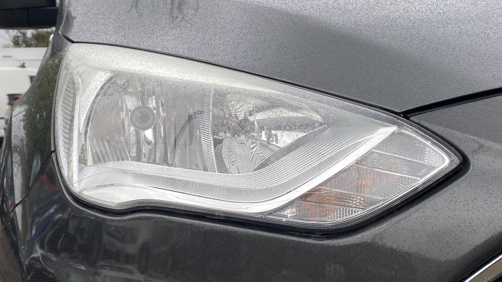 Ford C-Max 1.5 TDCi Zetec MPV 5dr Diesel Powershift Euro 6 (s/s) (120 ps)