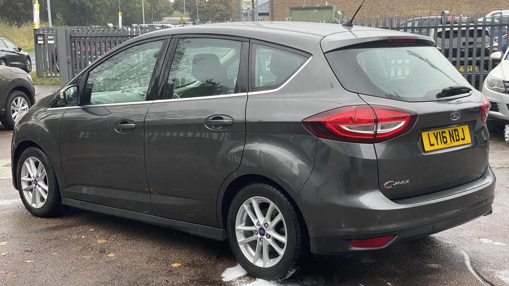 Ford C-Max 1.5 TDCi Zetec MPV 5dr Diesel Powershift Euro 6 (s/s) (120 ps)