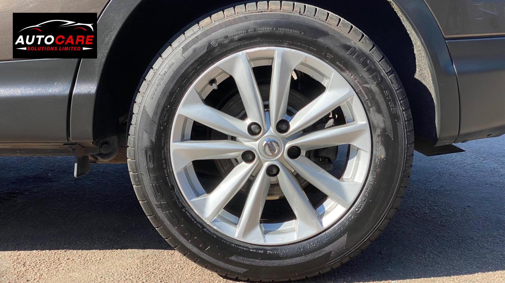 Nissan Qashqai 1.2 DIG-T Acenta 2WD Euro 6 (s/s) 5dr