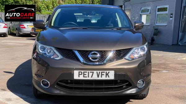 Nissan Qashqai 1.2 DIG-T Acenta 2WD Euro 6 (s/s) 5dr
