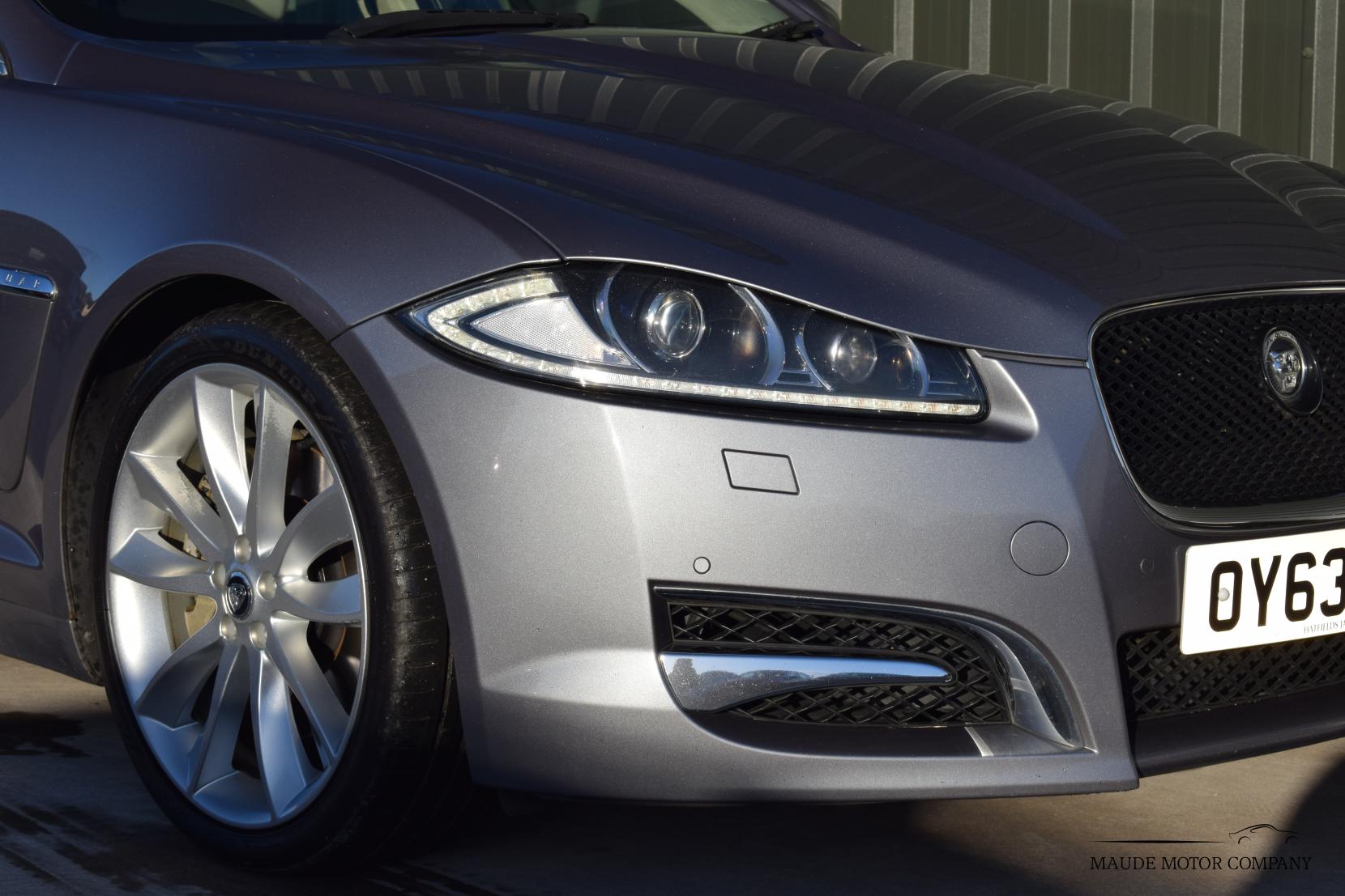 Jaguar XF 3.0d S V6 Portfolio Saloon 4dr Diesel Auto Euro 5 (s/s) (275 ps)