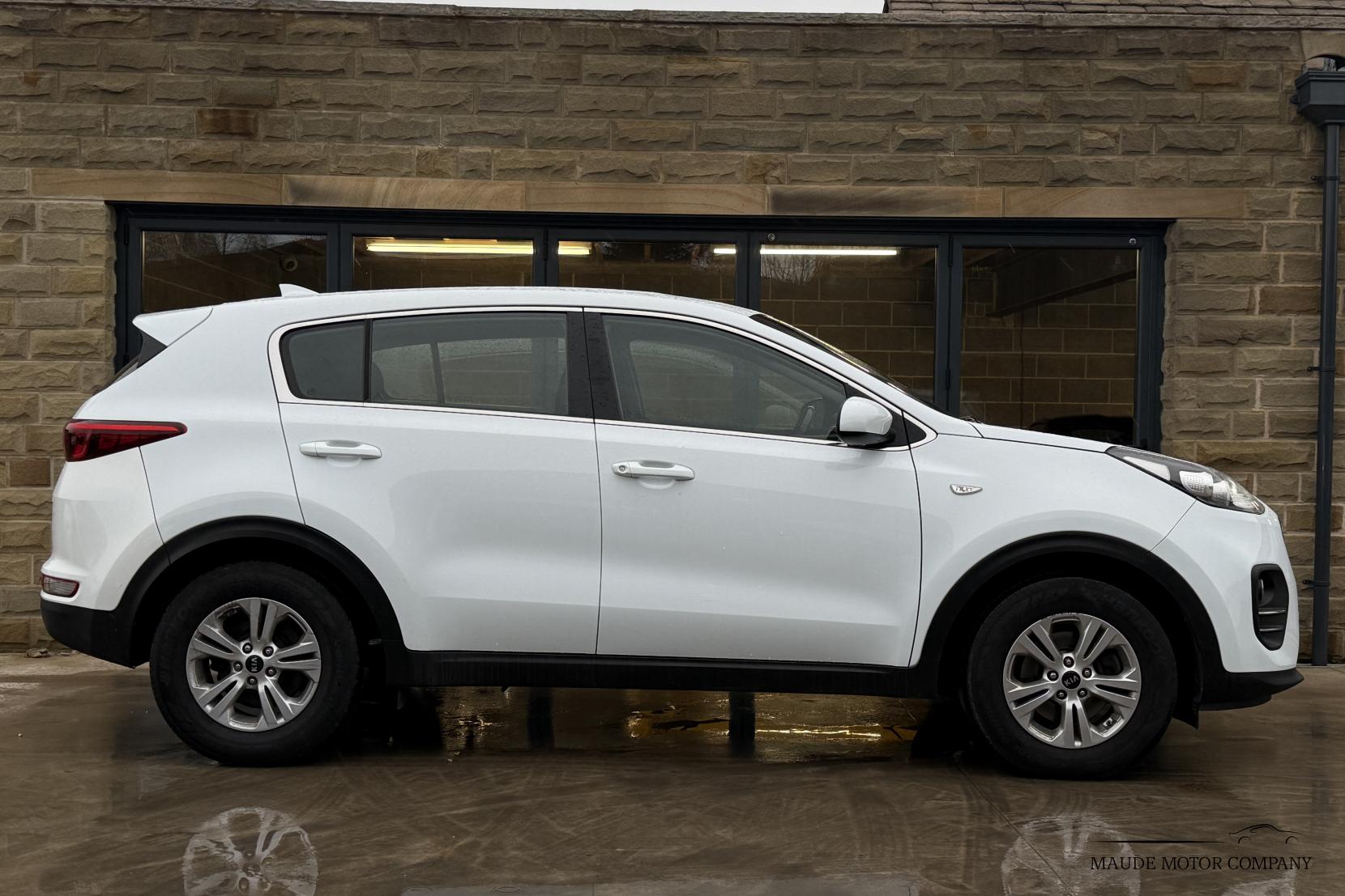 Kia Sportage 1.7 CRDi 1 SUV 5dr Diesel Manual Euro 6 (s/s) (114 bhp)