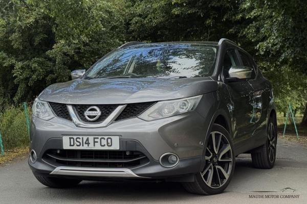Nissan Qashqai 1.5 dCi Tekna SUV 5dr Diesel Manual 2WD Euro 5 (s/s) (110 ps)