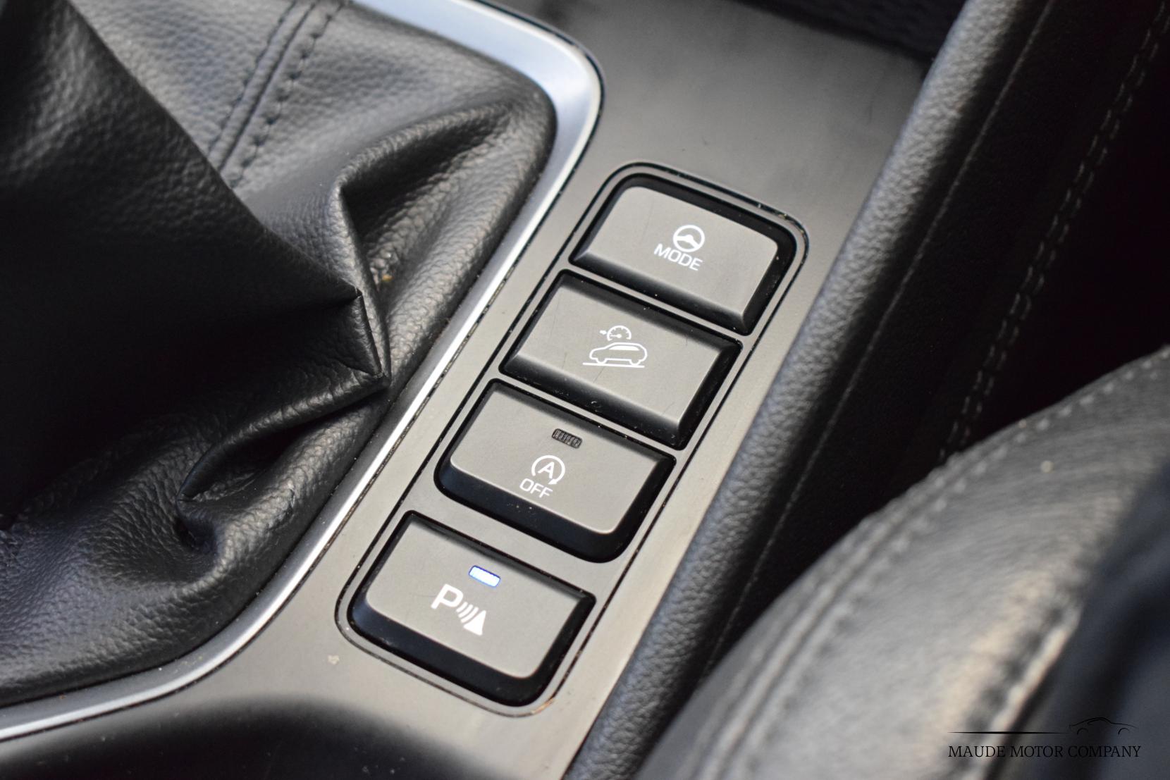 Hyundai TUCSON 1.7 CRDi Blue Drive Premium SUV 5dr Diesel Manual Euro 6 (s/s) (116 ps)