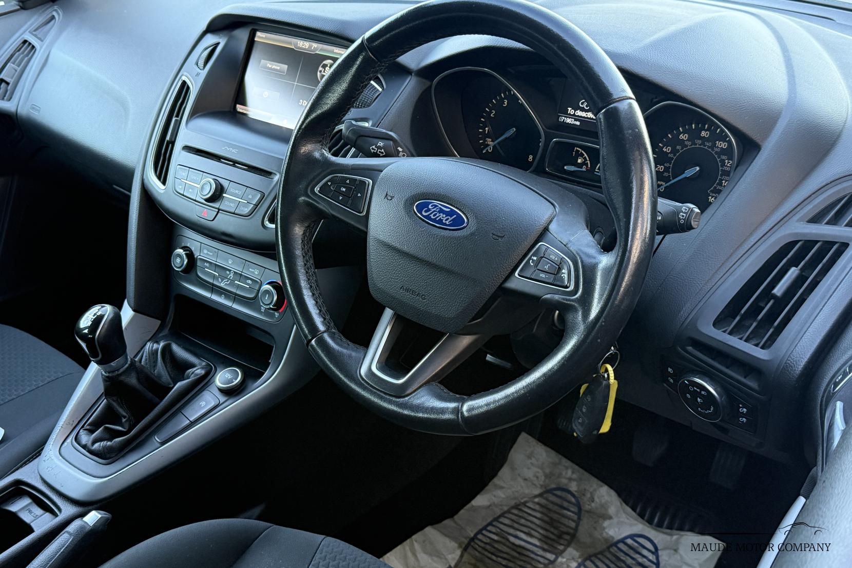 Ford Focus 1.0T EcoBoost Zetec Hatchback 5dr Petrol Manual Euro 6 (s/s) (100 ps)