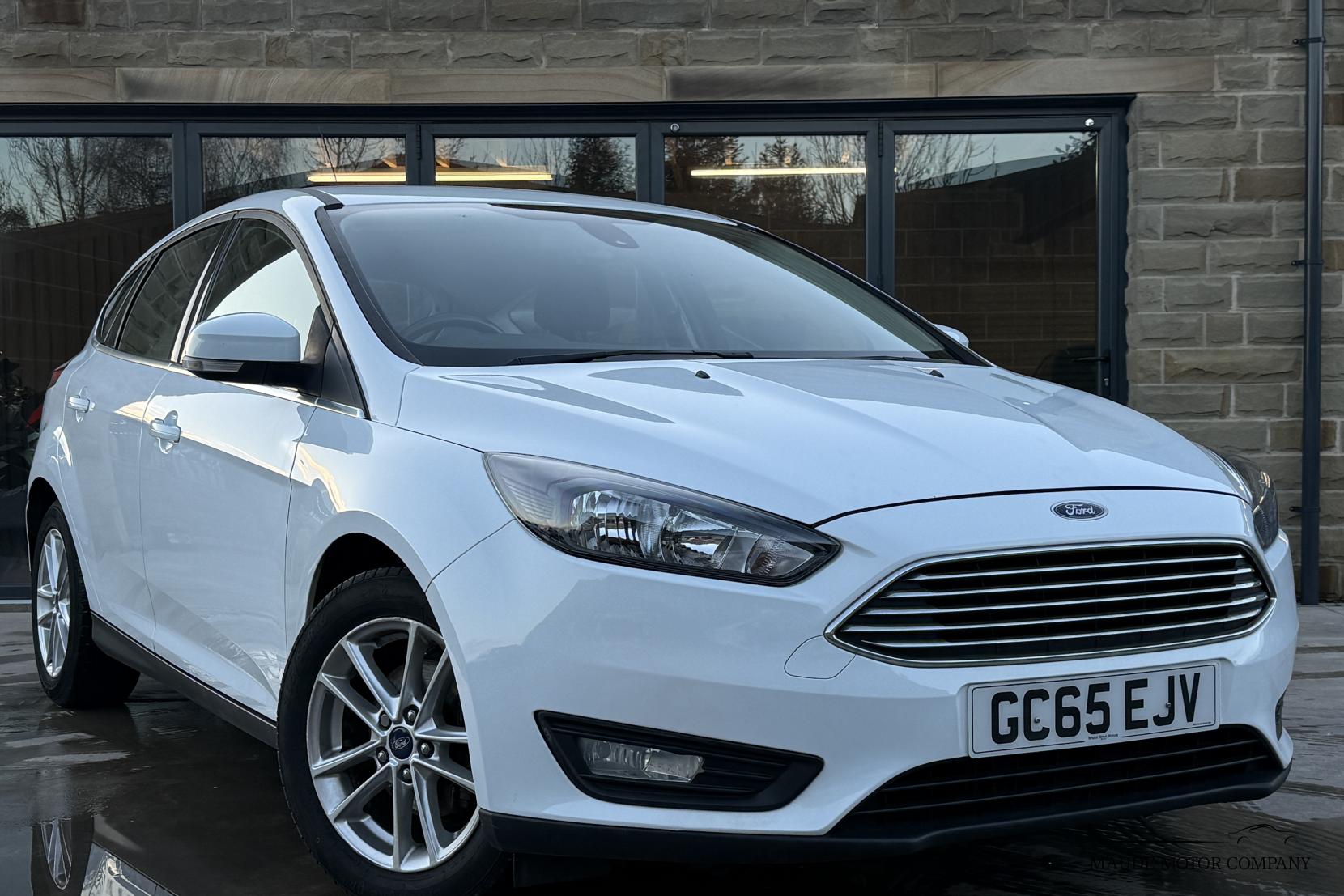 Ford Focus 1.0T EcoBoost Zetec Hatchback 5dr Petrol Manual Euro 6 (s/s) (100 ps)