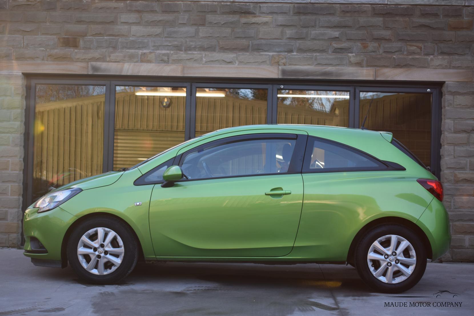 Vauxhall Corsa 1.3 CDTi ecoFLEX Design Hatchback 3dr Diesel Manual Euro 6 (s/s) (95 ps)