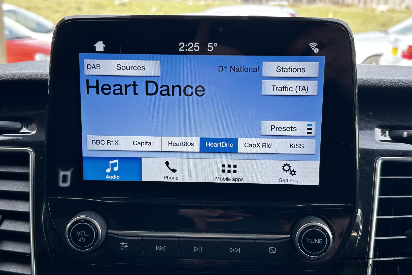 Ford Transit Custom 2.0 300 EcoBlue Limited Panel Van 5dr Diesel Auto L2 H1 Euro 6 (s/s) (130 ps)