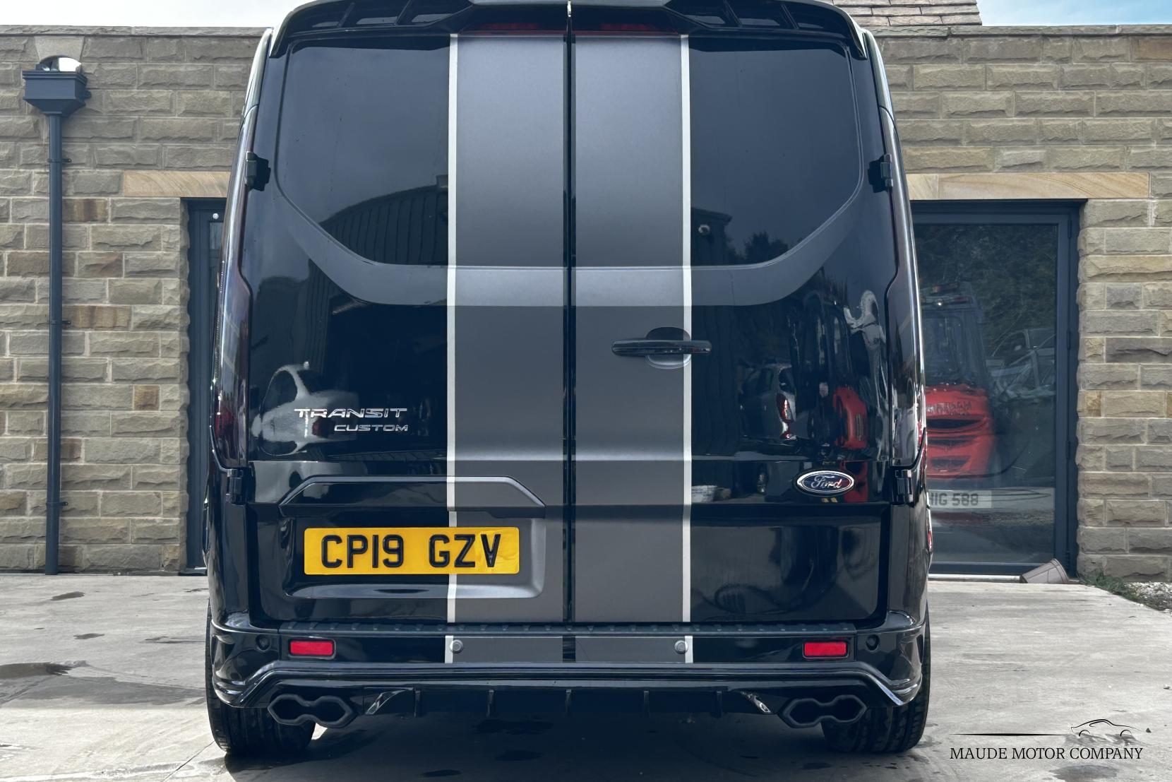 Ford Transit Custom 2.0 300 EcoBlue Limited Panel Van 5dr Diesel Auto L2 H1 Euro 6 (s/s) (130 ps)