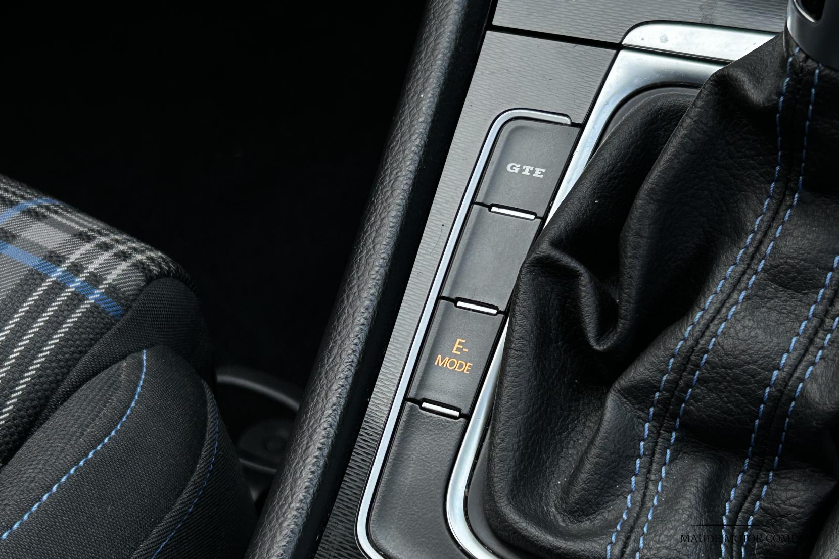 Volkswagen Golf 1.4 TSI GTE Hatchback 5dr Petrol Plug-in Hybrid DSG Euro 6 (s/s) (204 ps)