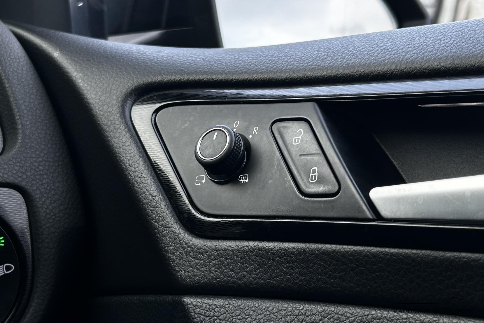 Volkswagen Golf 1.4 TSI GTE Hatchback 5dr Petrol Plug-in Hybrid DSG Euro 6 (s/s) (204 ps)