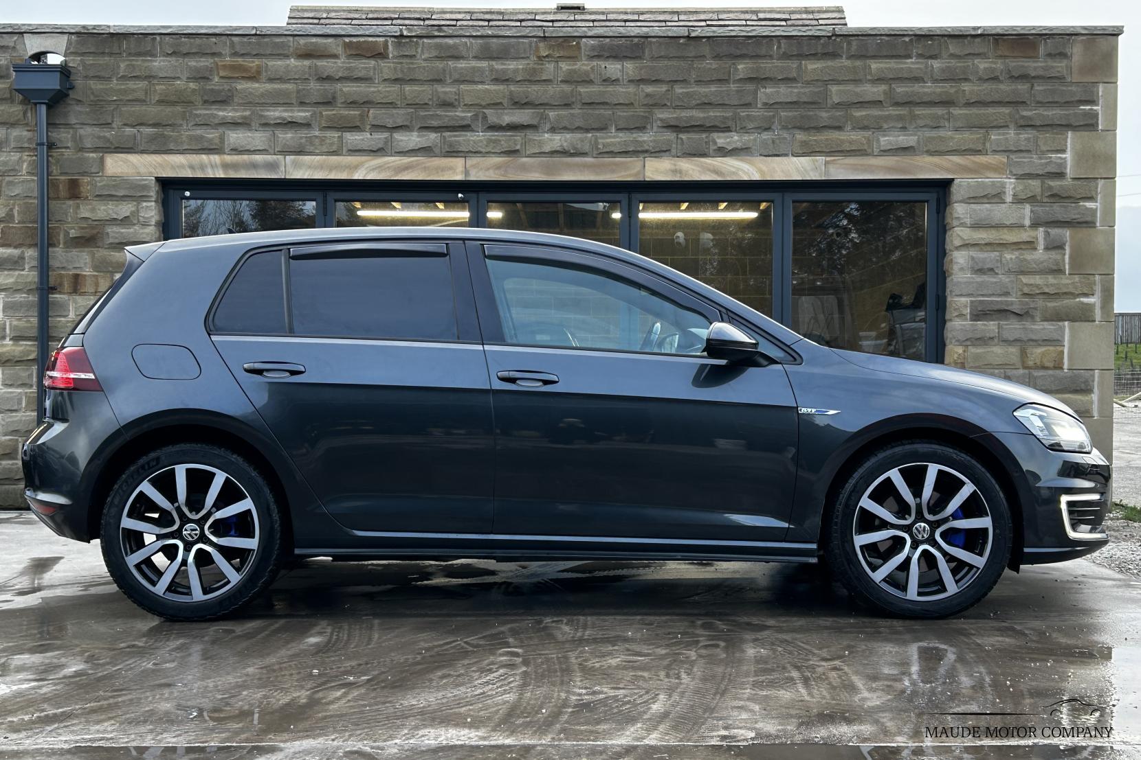 Volkswagen Golf 1.4 TSI GTE Hatchback 5dr Petrol Plug-in Hybrid DSG Euro 6 (s/s) (204 ps)