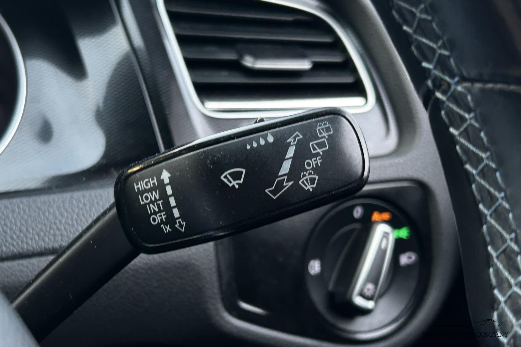 Volkswagen Golf 1.4 TSI GTE Hatchback 5dr Petrol Plug-in Hybrid DSG Euro 6 (s/s) (204 ps)