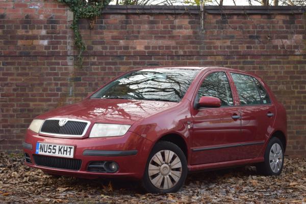 Skoda Fabia 1.2 HTP 12V Ambiente Hatchback 5dr Petrol Manual (140 g/km, 64 bhp)