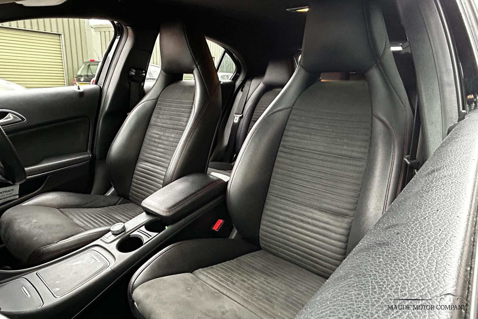 Mercedes-Benz A Class 2.1 A200d AMG Line (Premium) Hatchback 5dr Diesel 7G-DCT Euro 6 (s/s) (136 ps)