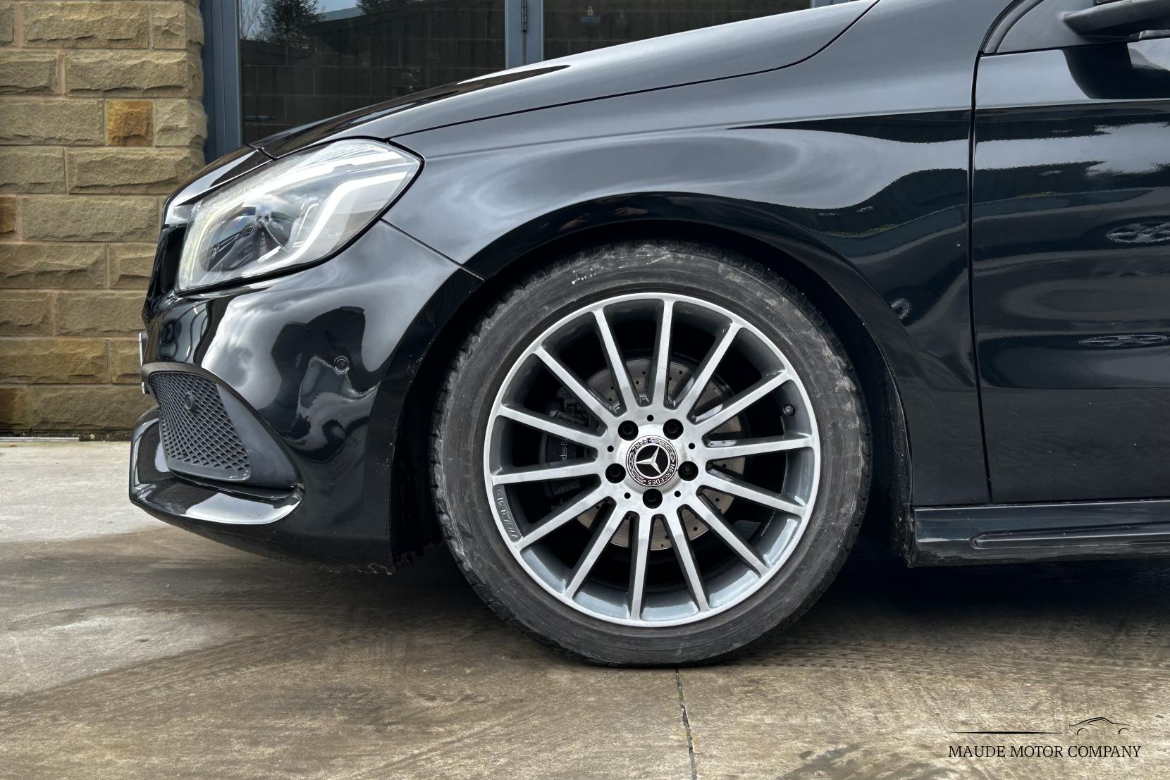 Mercedes-Benz A Class 2.1 A200d AMG Line (Premium) Hatchback 5dr Diesel 7G-DCT Euro 6 (s/s) (136 ps)