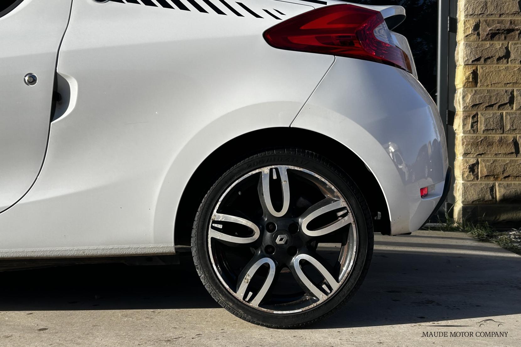 Renault Wind 1.6 VVT Collection Convertible 2dr Petrol Manual Euro 4 (133 ps)