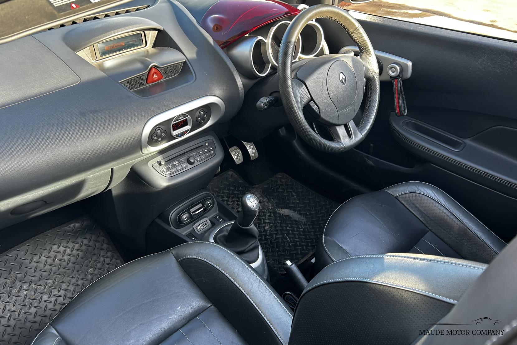 Renault Wind 1.6 VVT Collection Convertible 2dr Petrol Manual Euro 4 (133 ps)