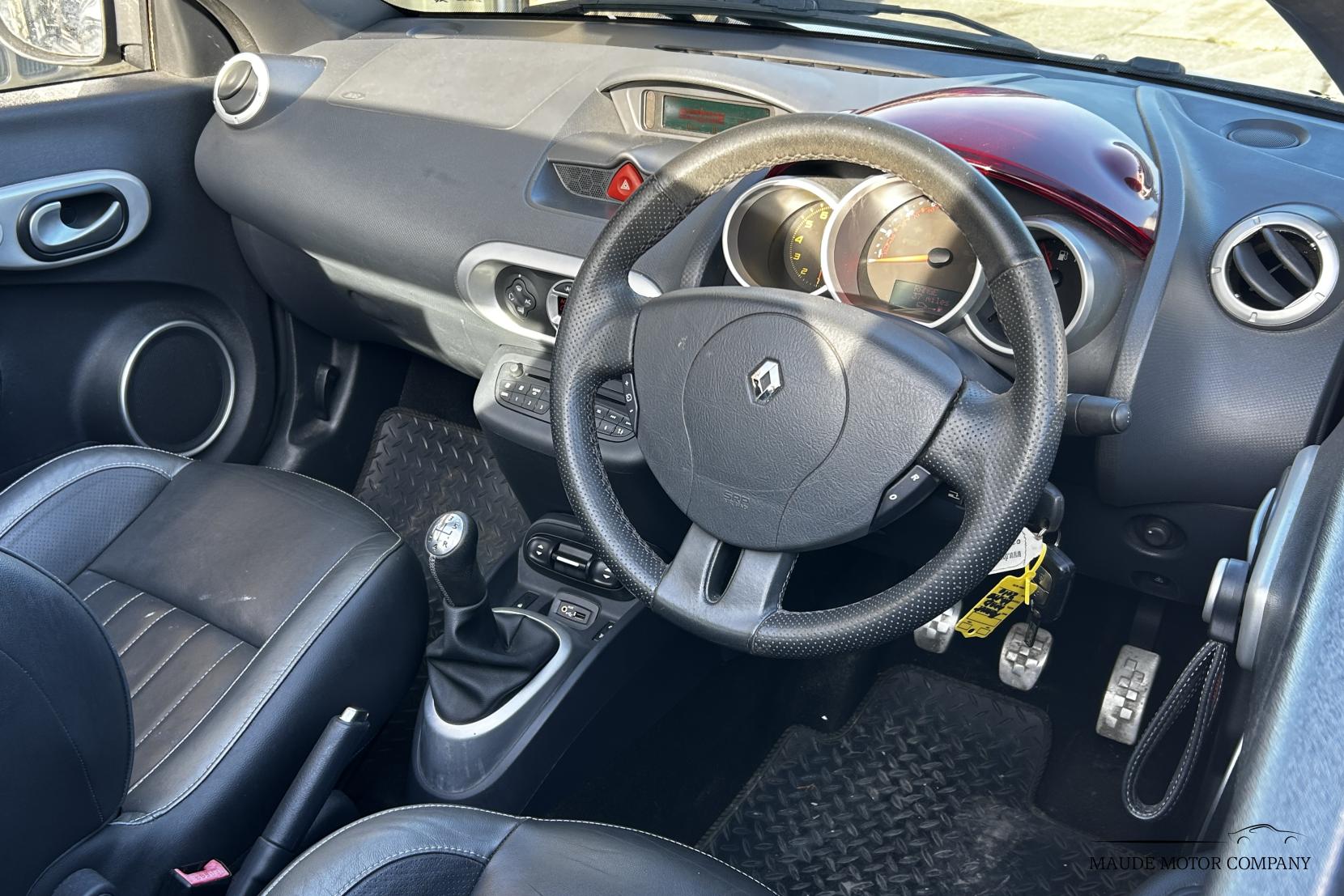 Renault Wind 1.6 VVT Collection Convertible 2dr Petrol Manual Euro 4 (133 ps)