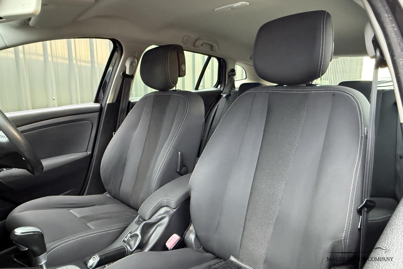 Renault Megane 1.5 dCi Dynamique TomTom Sport Tourer 5dr Diesel EDC Euro 5 (110 ps)