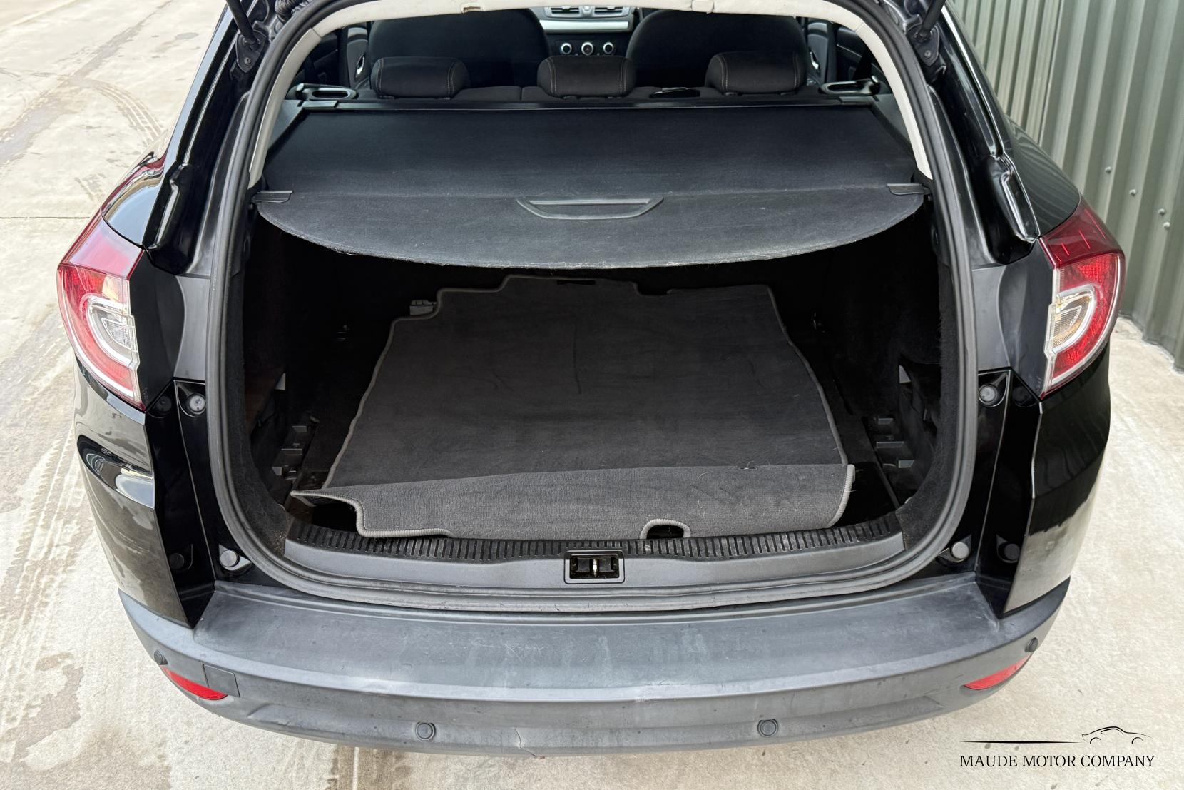 Renault Megane 1.5 dCi Dynamique TomTom Sport Tourer 5dr Diesel EDC Euro 5 (110 ps)