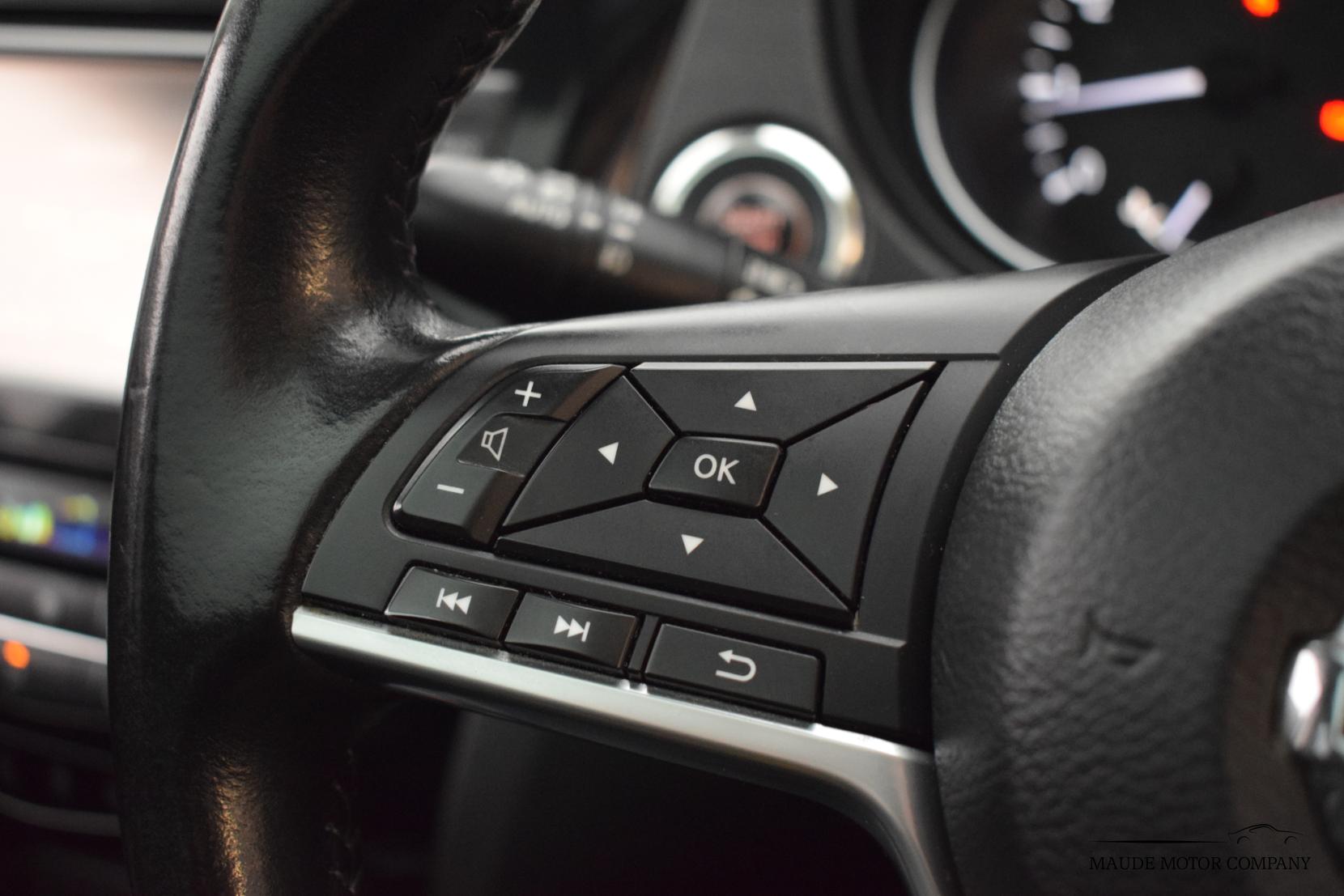 Nissan Qashqai 1.2 DIG-T N-Connecta SUV 5dr Petrol Manual Euro 6 (s/s) (115 ps)