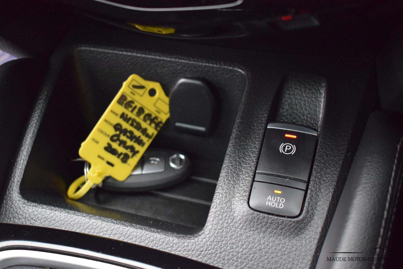 Nissan Qashqai 1.2 DIG-T N-Connecta SUV 5dr Petrol Manual Euro 6 (s/s) (115 ps)