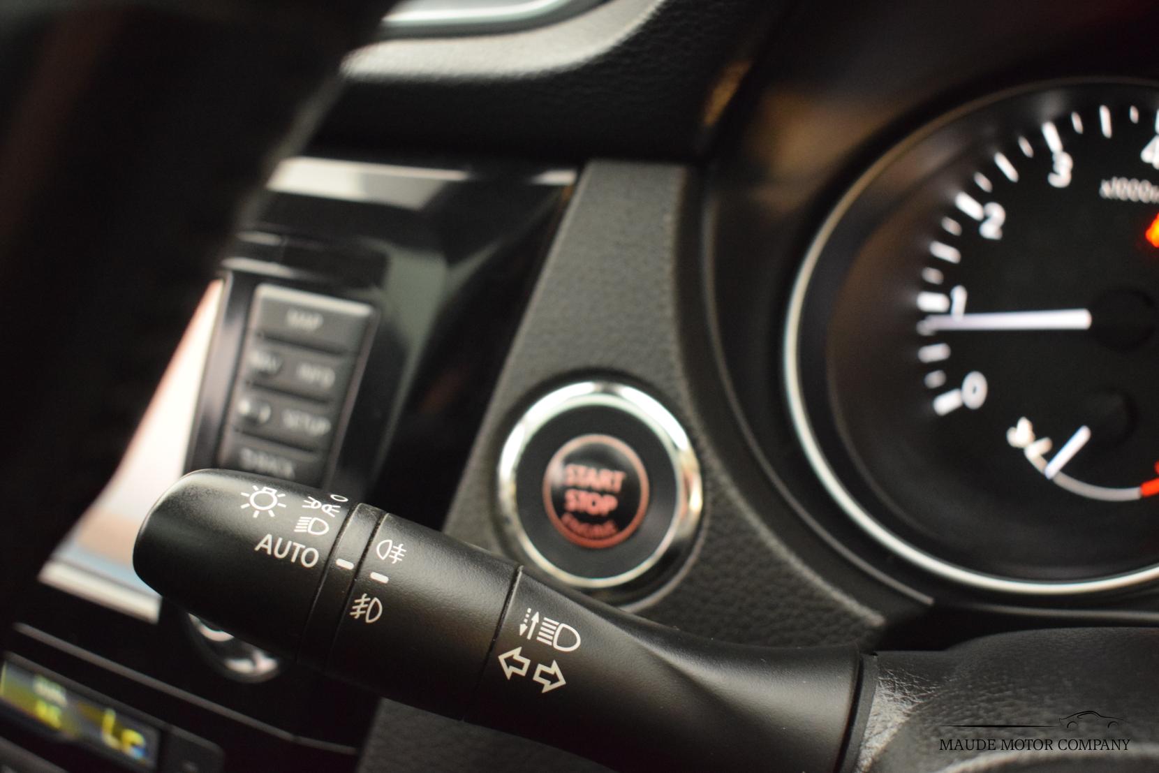 Nissan Qashqai 1.2 DIG-T N-Connecta SUV 5dr Petrol Manual Euro 6 (s/s) (115 ps)