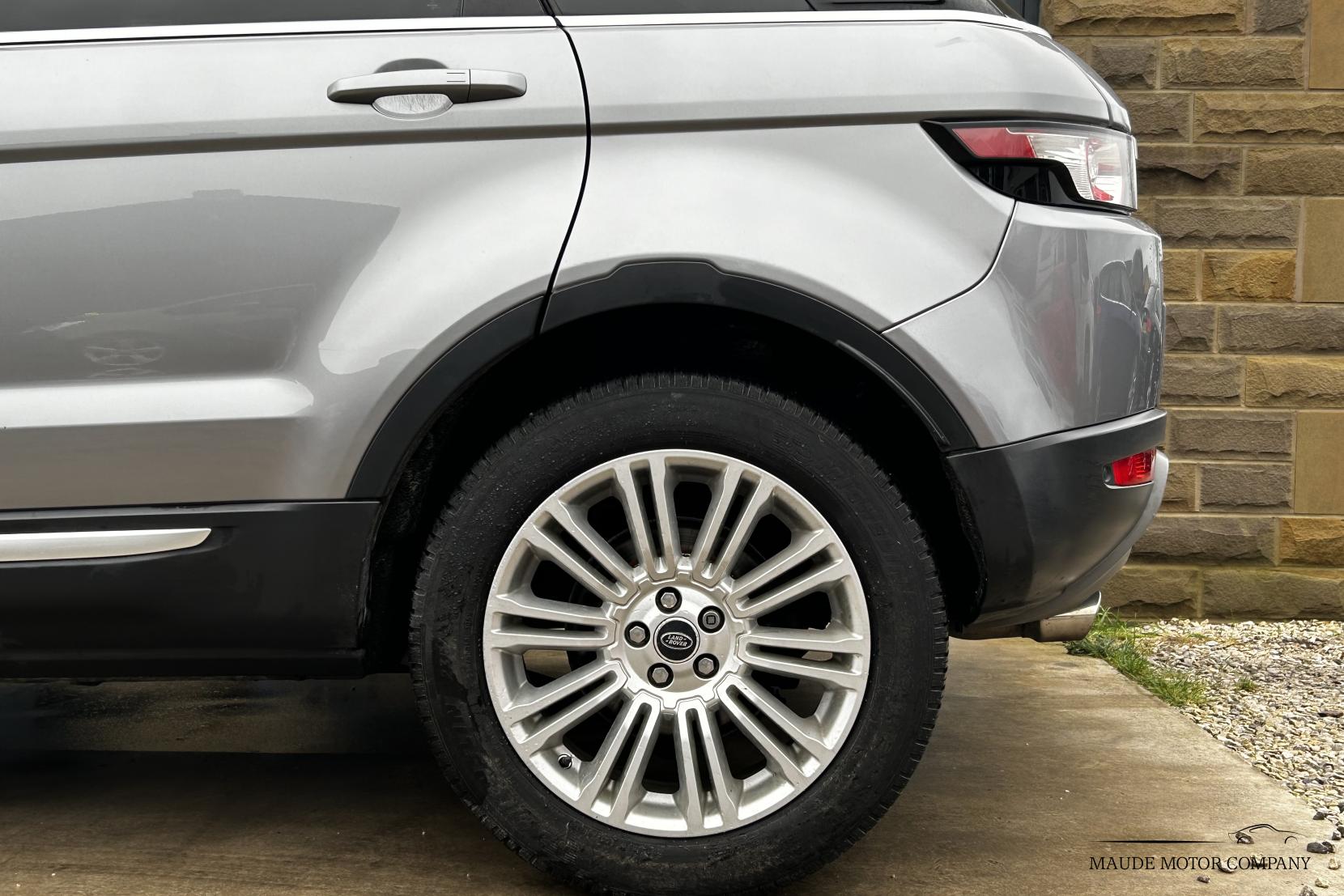 Land Rover Range Rover Evoque 2.2 SD4 Prestige SUV 5dr Diesel Auto 4WD Euro 5 (s/s) (190 ps)