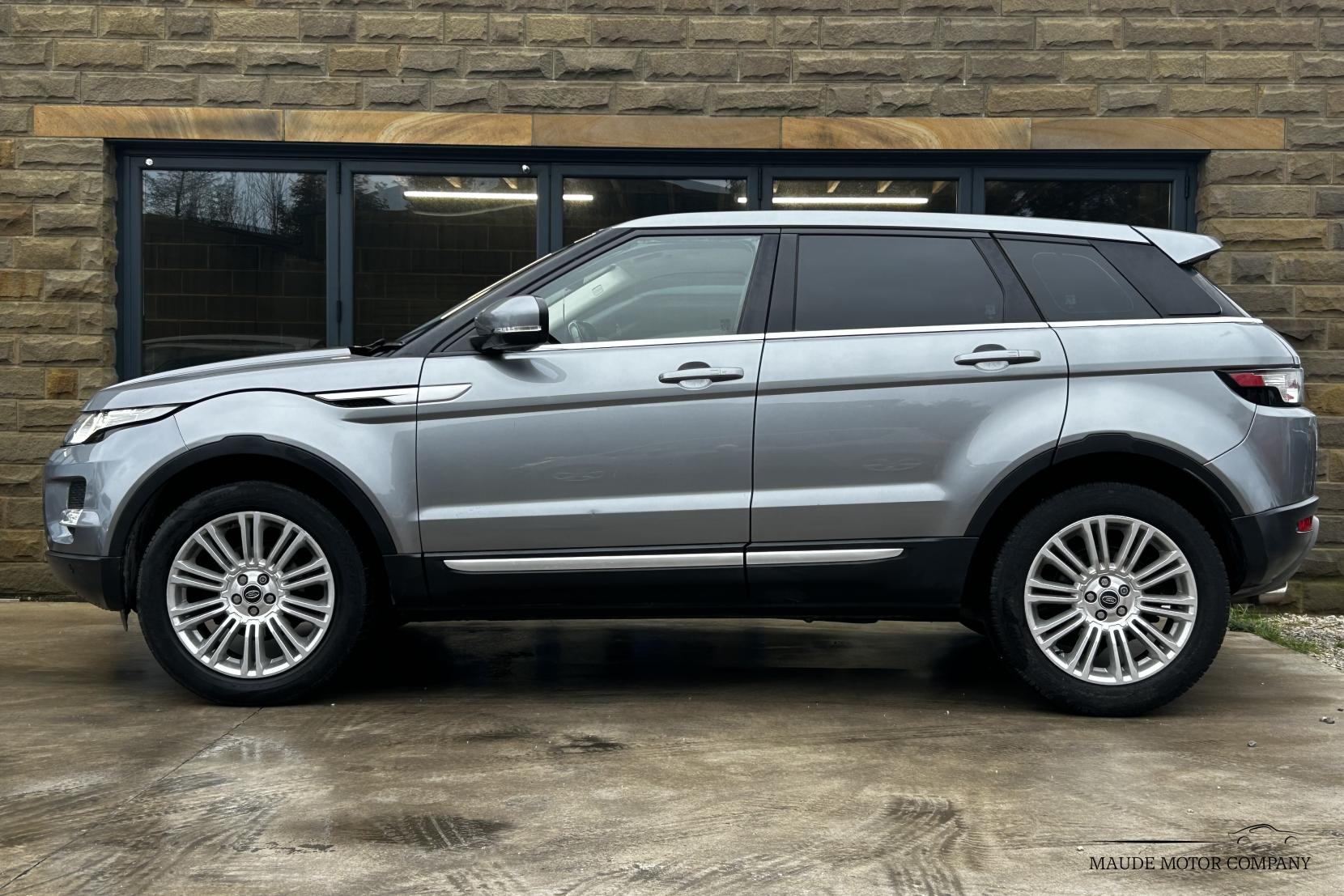 Land Rover Range Rover Evoque 2.2 SD4 Prestige SUV 5dr Diesel Auto 4WD Euro 5 (s/s) (190 ps)