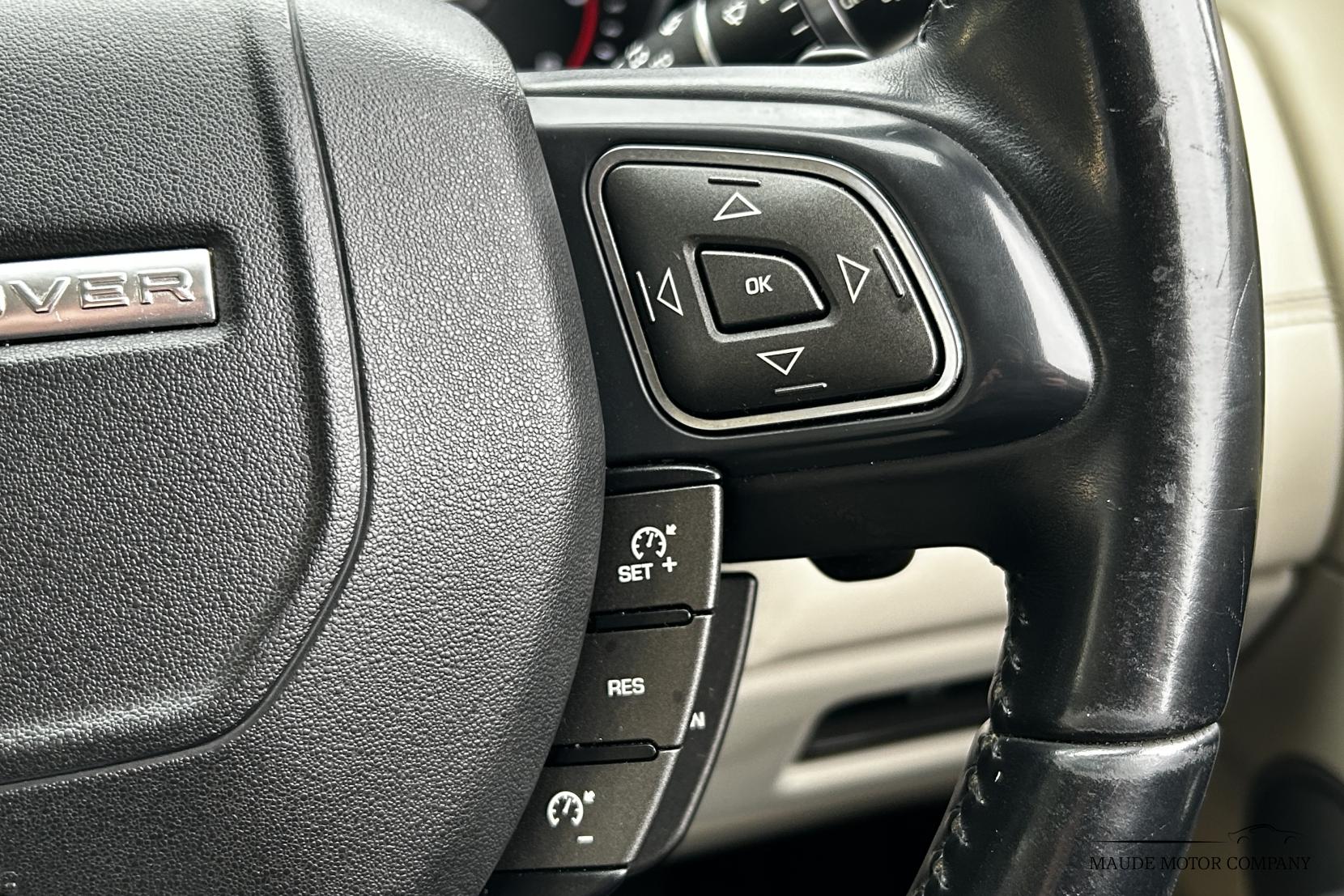 Land Rover Range Rover Evoque 2.2 SD4 Prestige SUV 5dr Diesel Auto 4WD Euro 5 (s/s) (190 ps)