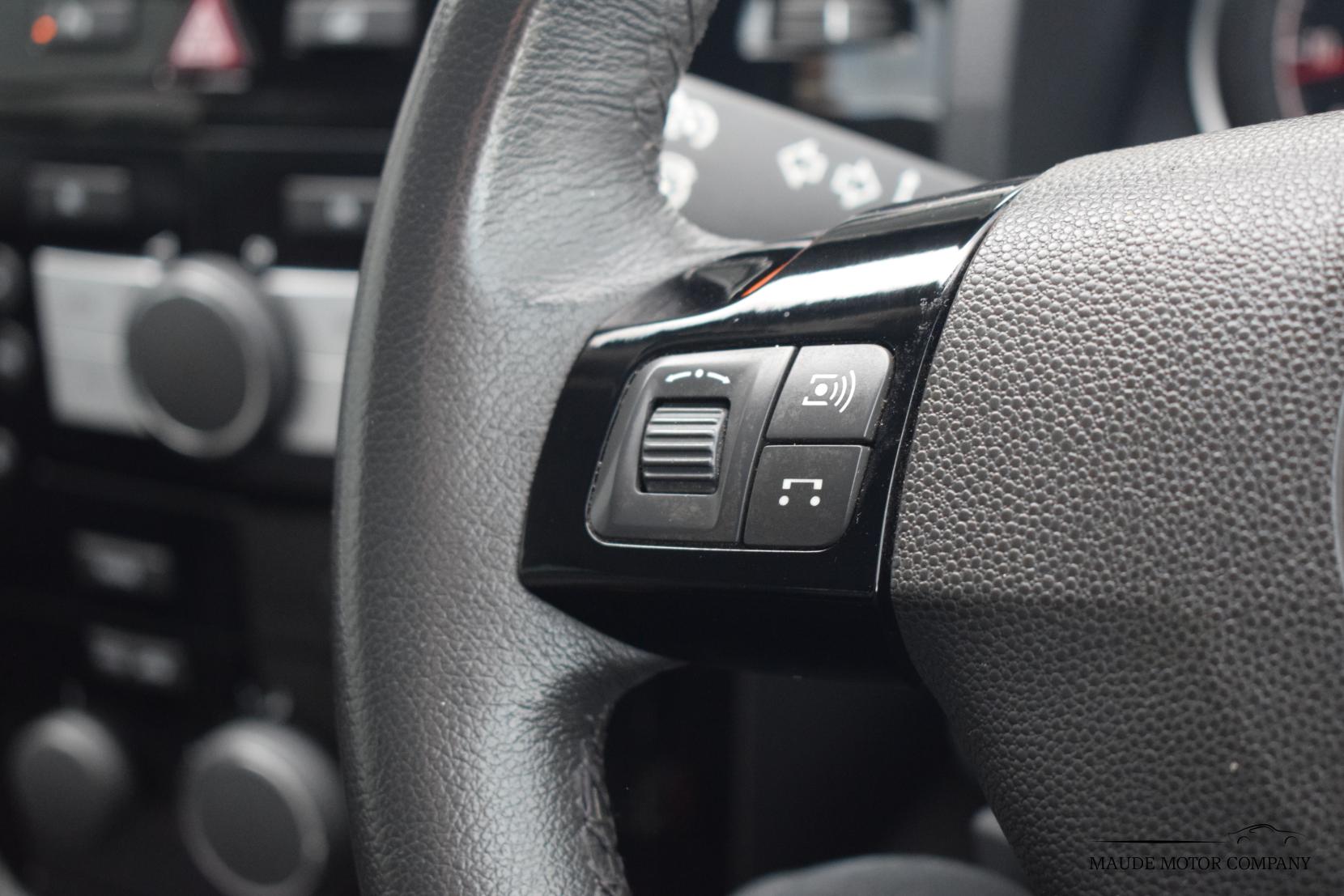 Vauxhall Zafira 1.6 16V Exclusiv MPV 5dr Petrol Manual Euro 5 (115 ps)