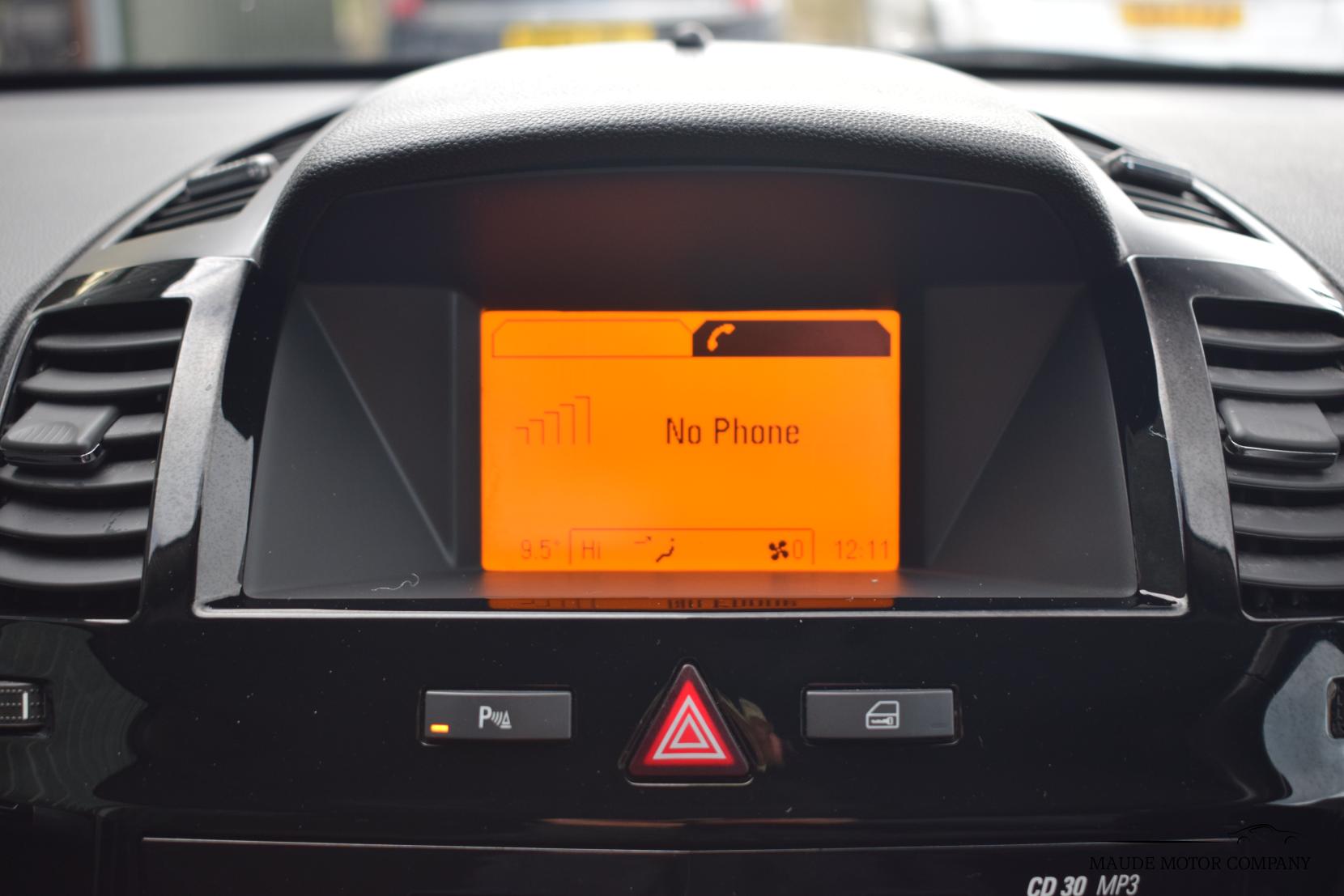 Vauxhall Zafira 1.6 16V Exclusiv MPV 5dr Petrol Manual Euro 5 (115 ps)