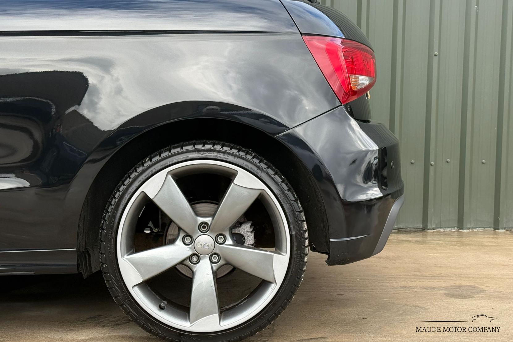 Audi A1 1.4 TFSI Black Edition Hatchback 3dr Petrol S Tronic Euro 5 (185 ps)