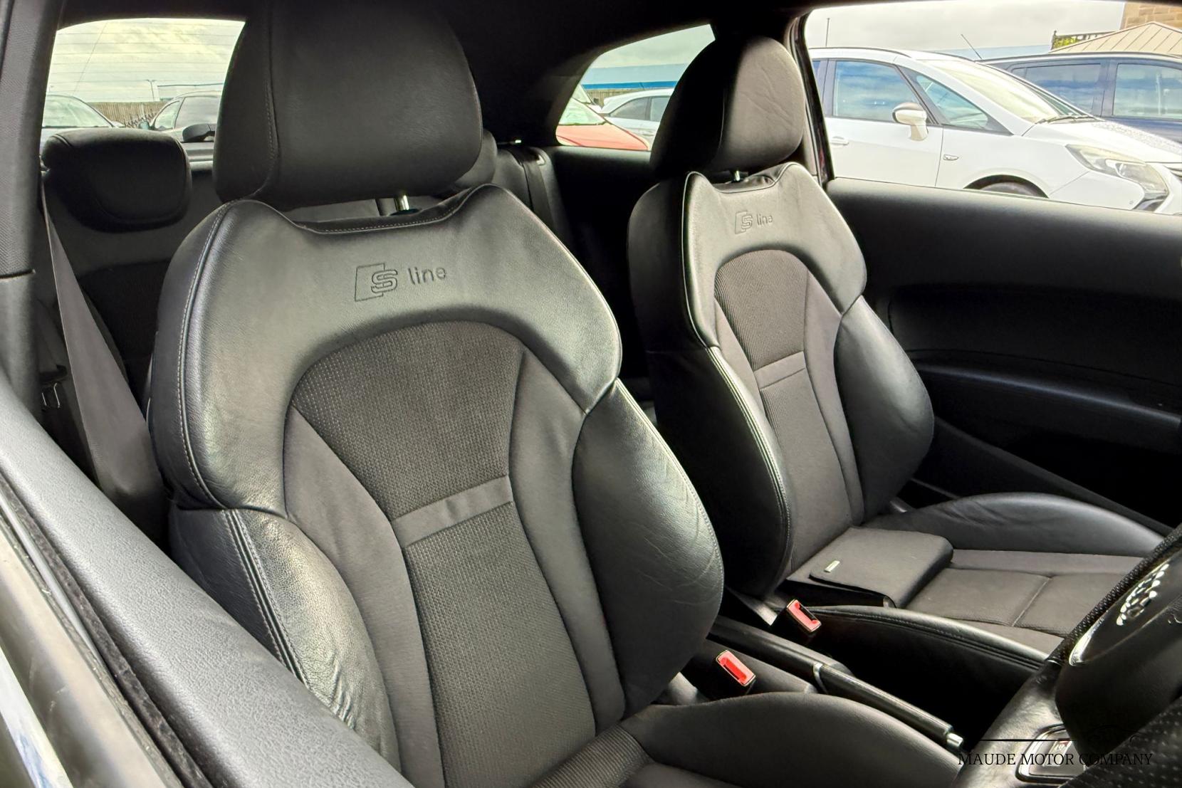 Audi A1 1.4 TFSI Black Edition Hatchback 3dr Petrol S Tronic Euro 5 (185 ps)