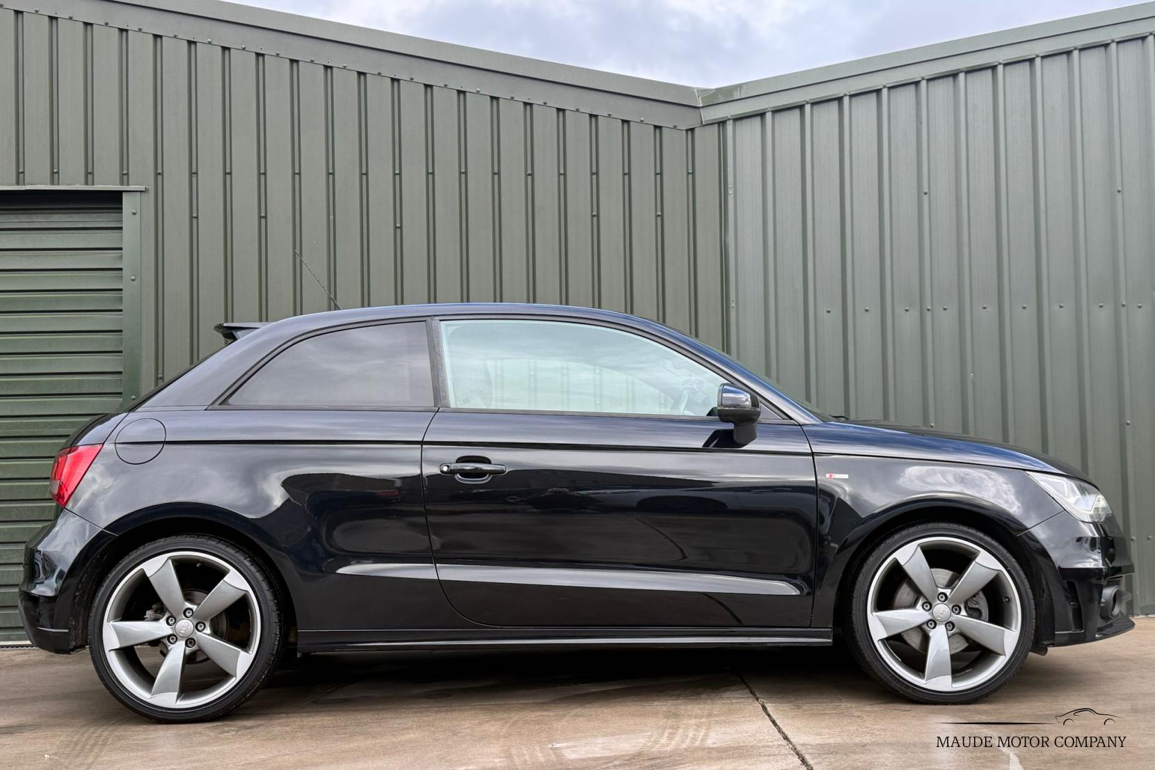 Audi A1 1.4 TFSI Black Edition Hatchback 3dr Petrol S Tronic Euro 5 (185 ps)