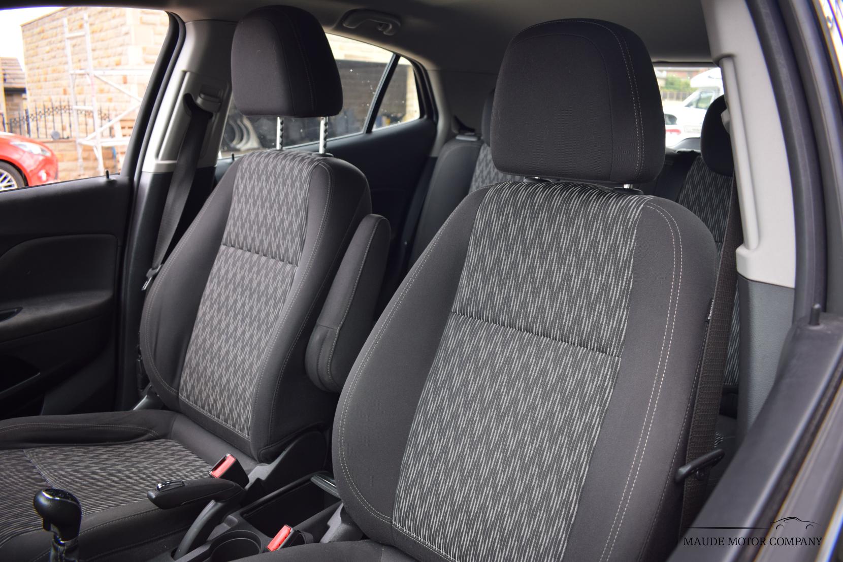 Vauxhall Mokka 1.4i Turbo Exclusiv SUV 5dr Petrol Manual 4WD Euro 6 (s/s) (140 ps)