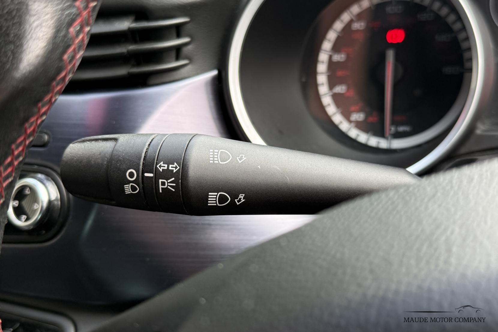 Alfa Romeo Giulietta 2.0 JTDM-2 Veloce Hatchback 5dr Diesel Manual Euro 5 (s/s) (140 bhp)