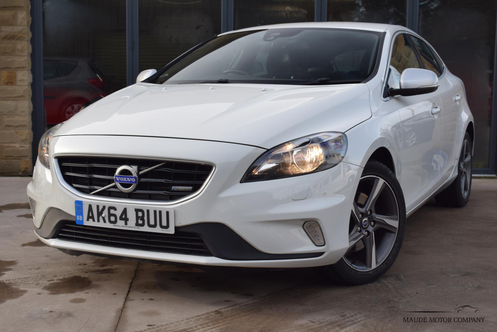 Volvo V40 1.6 T2 R-Design Nav Hatchback 5dr Petrol Manual Euro 5 (s/s) (120 ps)