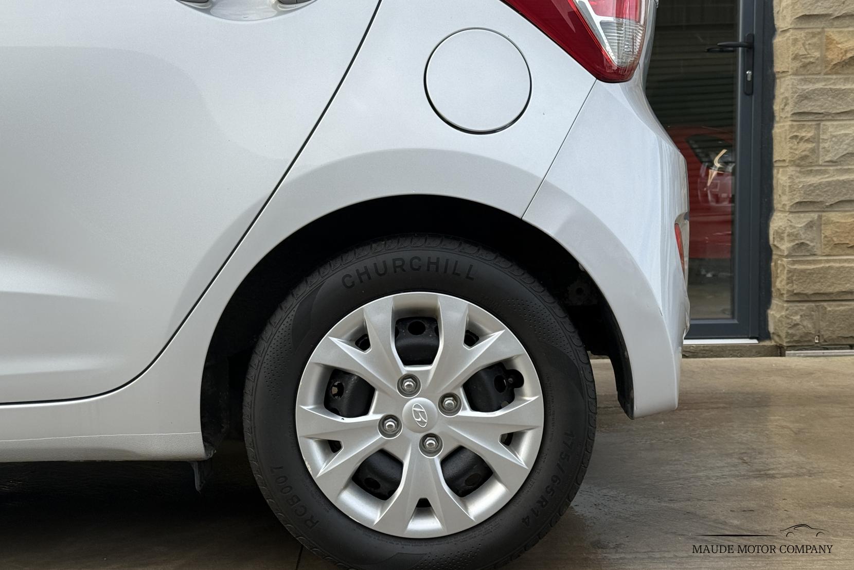 Hyundai i10 1.0 SE Hatchback 5dr Petrol Manual Euro 5 (66 ps)