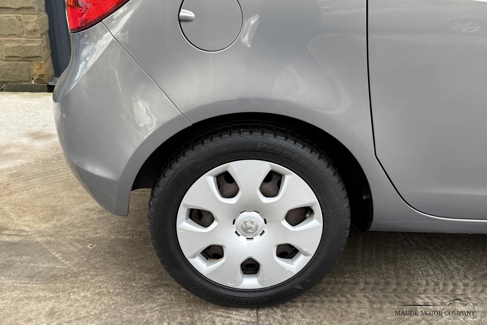 Vauxhall Meriva 1.7 CDTi Exclusiv MPV 5dr Diesel Manual Euro 5 (130 ps)