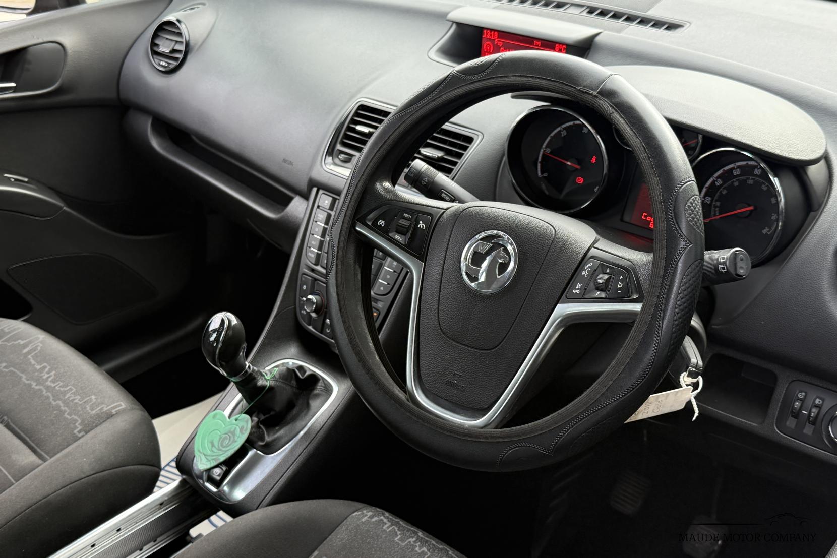 Vauxhall Meriva 1.7 CDTi Exclusiv MPV 5dr Diesel Manual Euro 5 (130 ps)