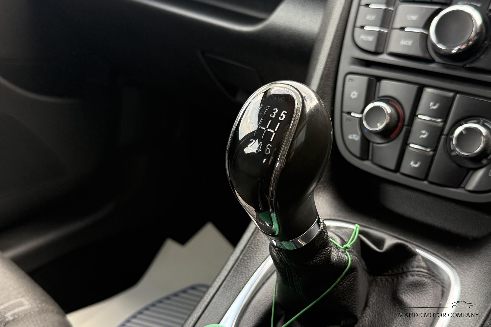 Vauxhall Meriva 1.7 CDTi Exclusiv MPV 5dr Diesel Manual Euro 5 (130 ps)