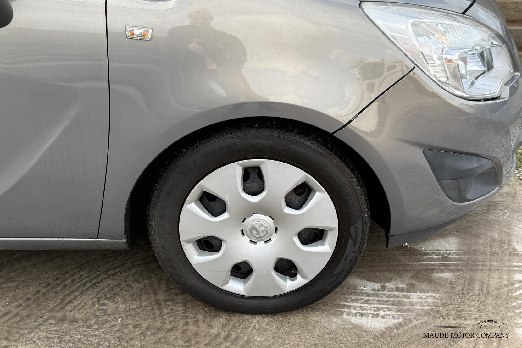 Vauxhall Meriva 1.7 CDTi Exclusiv MPV 5dr Diesel Manual Euro 5 (130 ps)